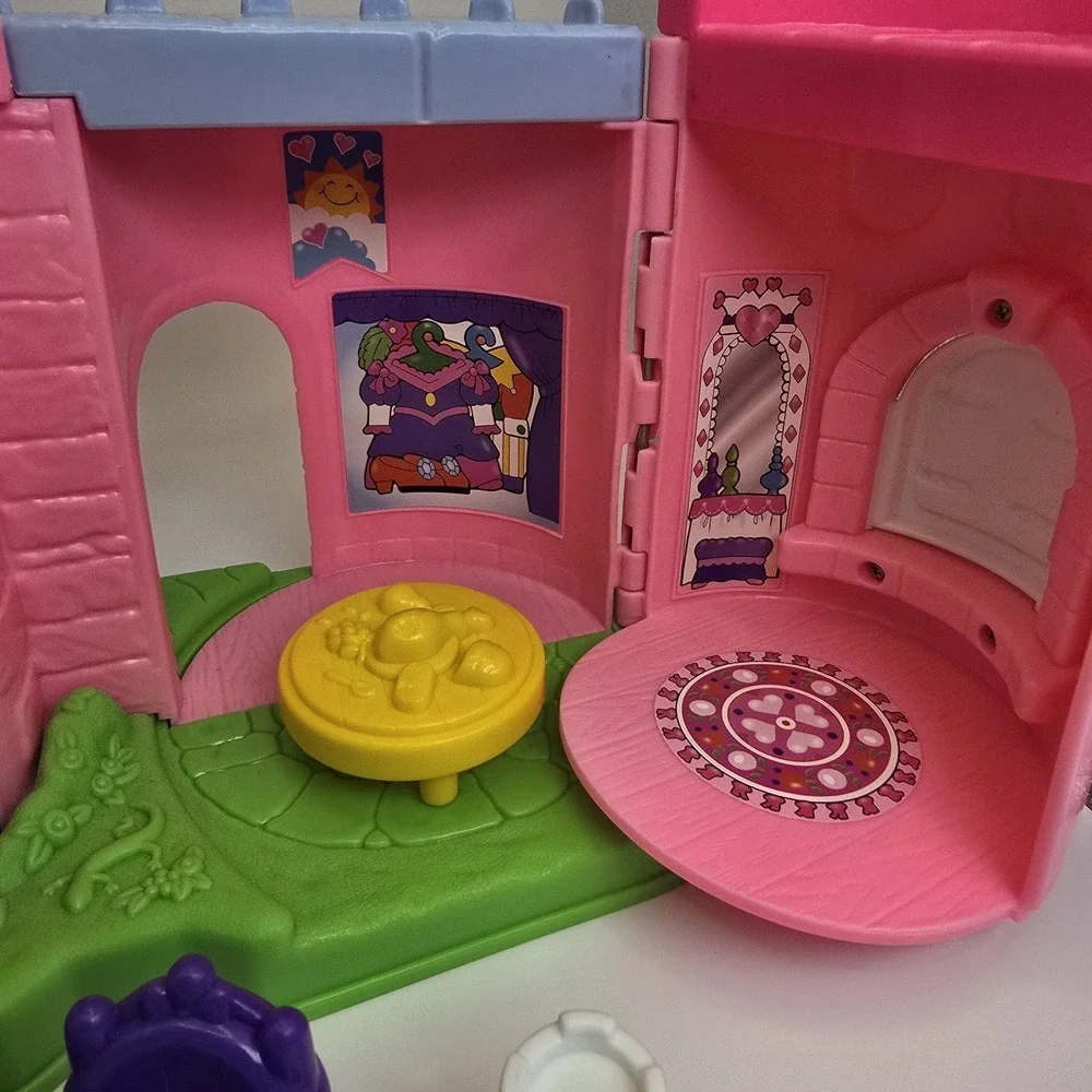 Fisher-Price Little People Lil' Kingdom Palace Castle Playset Princess Fold-up